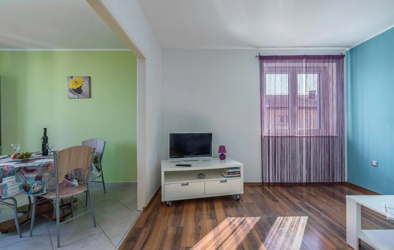Apartment Marino 波雷奇